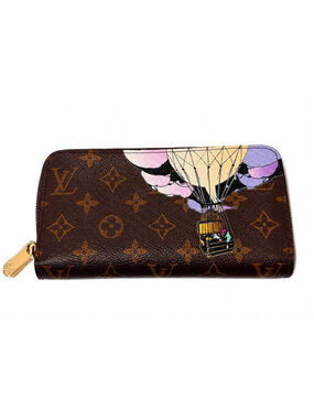 Rare Excellent Condition Louis Vuitton Vivienne Monogram Zippy Wallet
